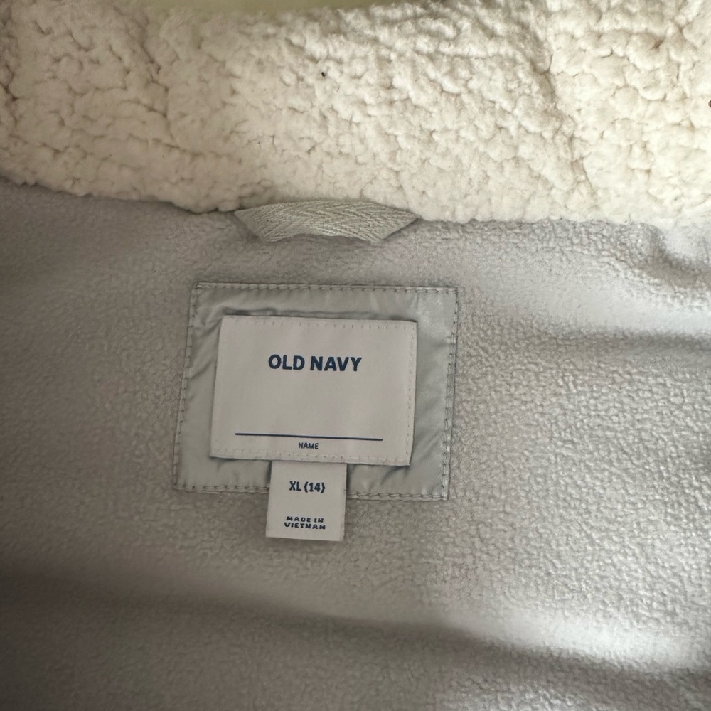 Kids Old Navy Silver Puff Vest, Size 14